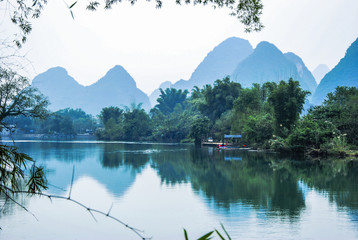 乒乓球旋球怎么接和发？