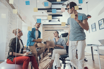 乒乓球旋球怎么接和发？