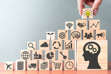 乒乓球拍为什么有腥味