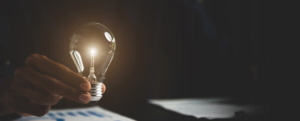 乒乓球拍为什么有腥味