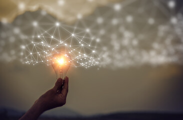 乒乓球旋球怎么接和发？