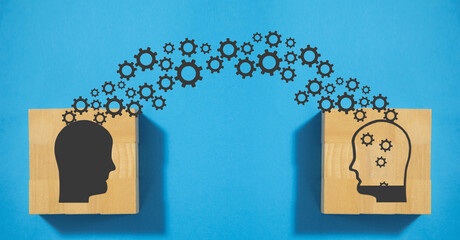 乒乓球旋球怎么接和发？